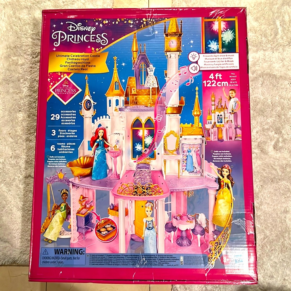 Hasbro Disney Princess Ultimate celebration castle (unopened)